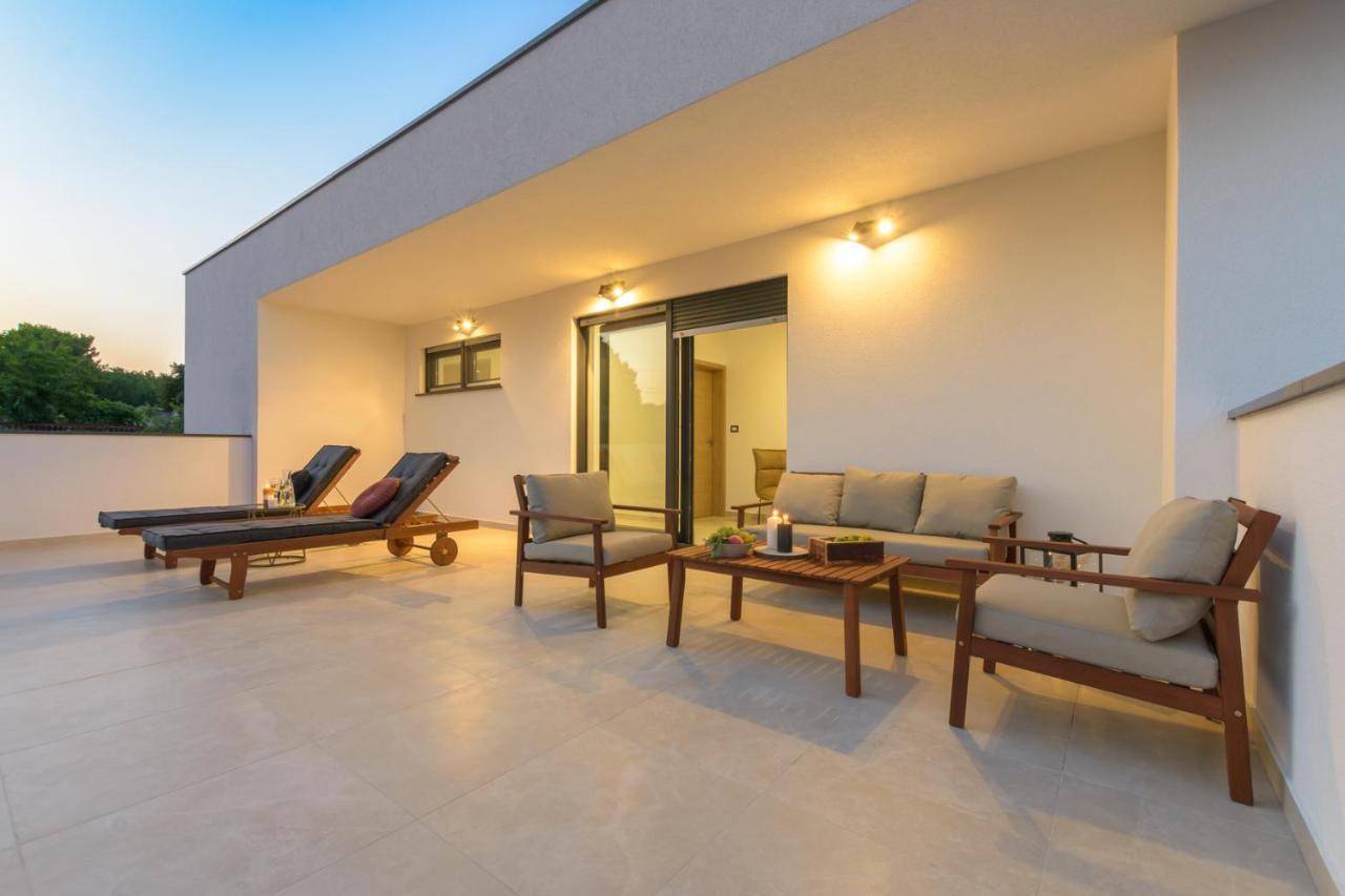 Hana Villa Pula